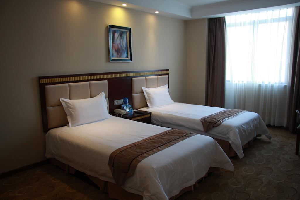 Greentree Inn Guangdong Shantou Chengjiang Road Business Hotel Екстериор снимка